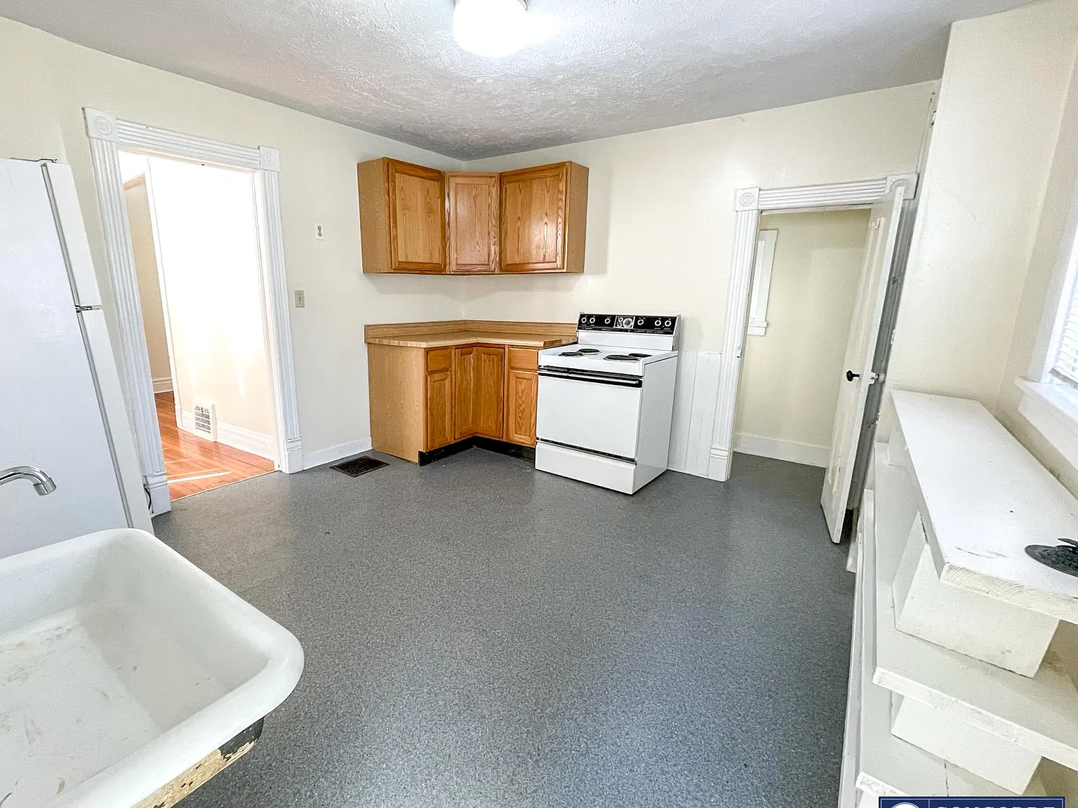2 bed, 861 sqft, $1,150 — Photo 2