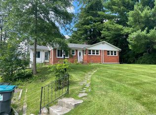 11 Van Alst St, New Paltz, NY 12561