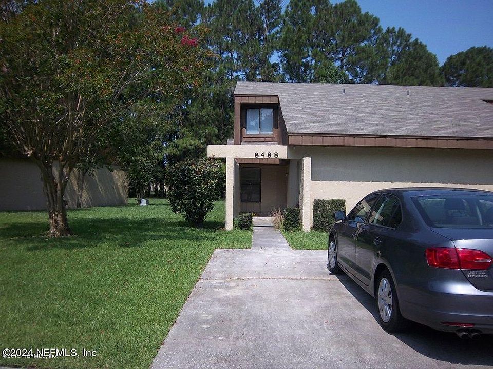 1st image of 8488 PINEVERDE Lane