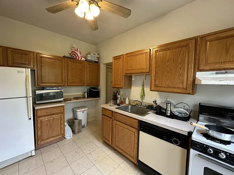 39 Mount Hood Rd #10B — Photo 7