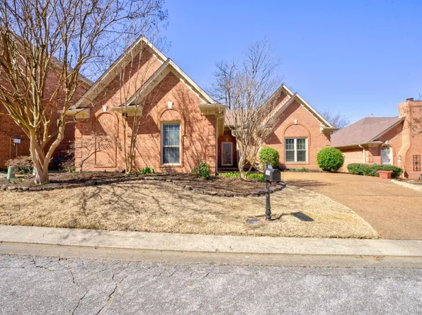 1895 Woodchase Glen Dr, Cordova, TN 38016