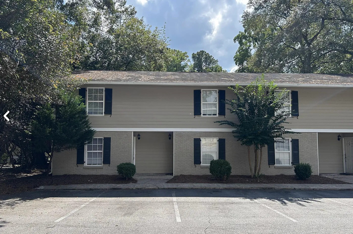 2 bed, 2.5 bath, 1100 sqft, $1,295 — Photo 1