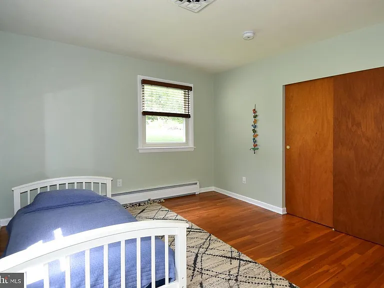 2 Cinnamon Fern Rd — Photo 24