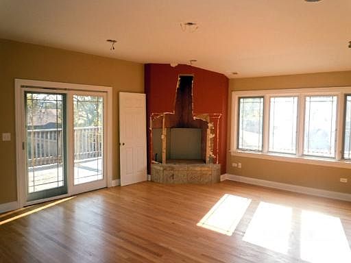 5th image of 7953 N Nora Ave