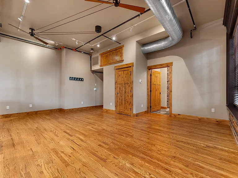 1128 N Grant St #101 — Photo 8