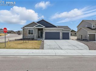 869 Old Grotto Dr, Monument, CO 80132