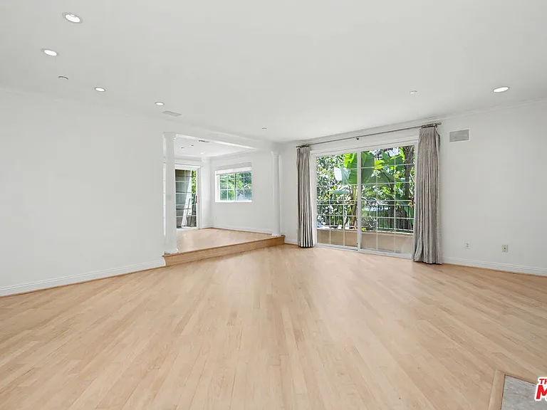 1830 Pelham Ave #101 — Photo 3