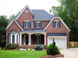 1038 Columbine Rd, Asheville, NC 28803