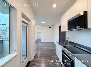 1545 NE 41st Ave UNIT 201, Portland, OR 97232