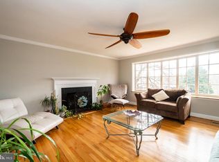 222 Solway Ct, Lutherville Timonium, MD 21093