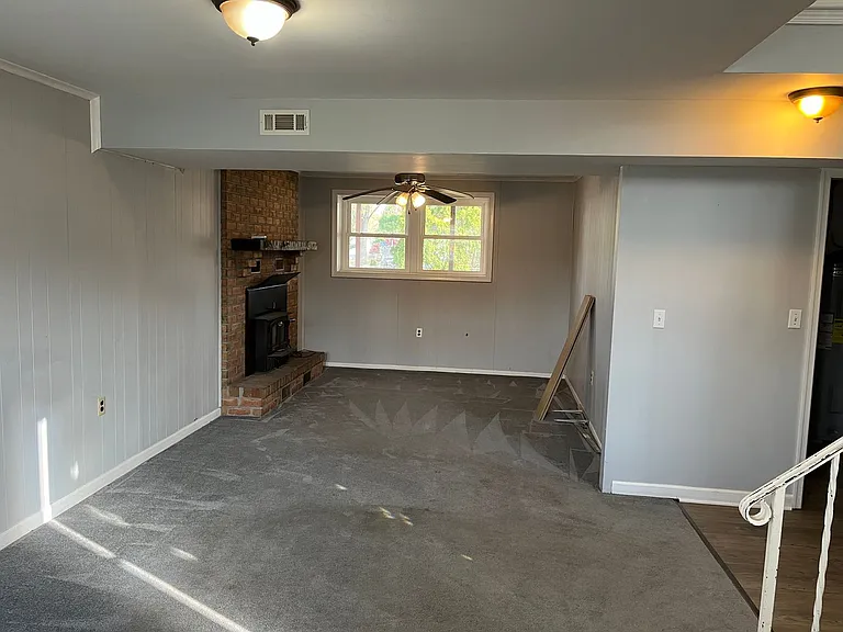 3435 Edenbridge Rd — Photo 18