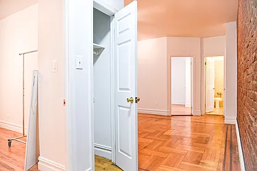 Rented by Lang Realty LLC