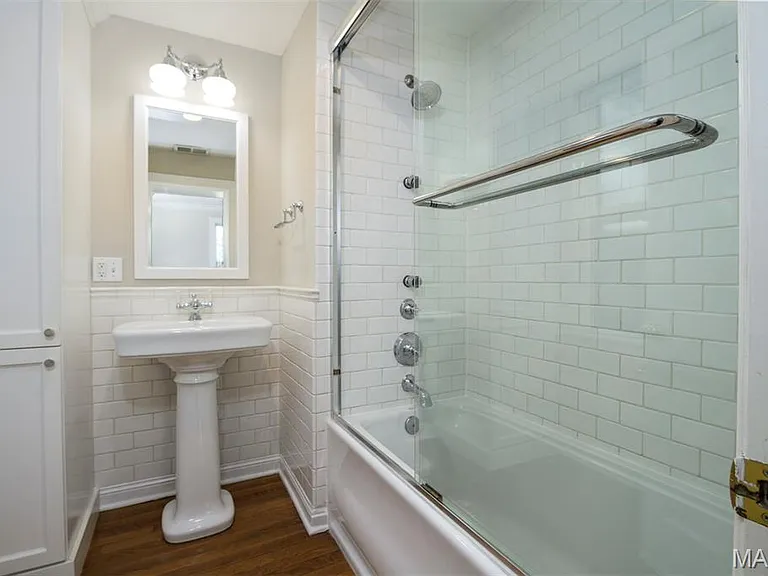 7331 Forsyth Blvd #1E — Photo 11