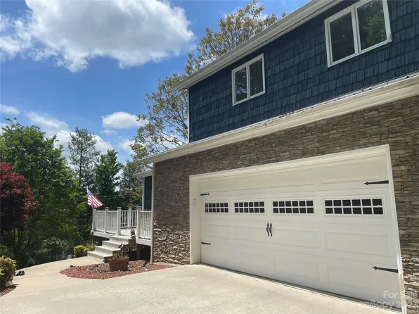 248 Robinwood Cir NE, Lenoir, NC 28645