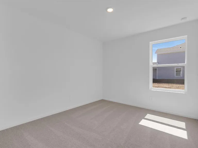 5540 Sapote Ct — Photo 9