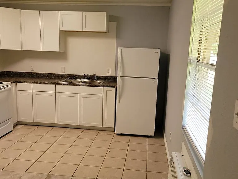 Swiss Village Apartments — Photo 15