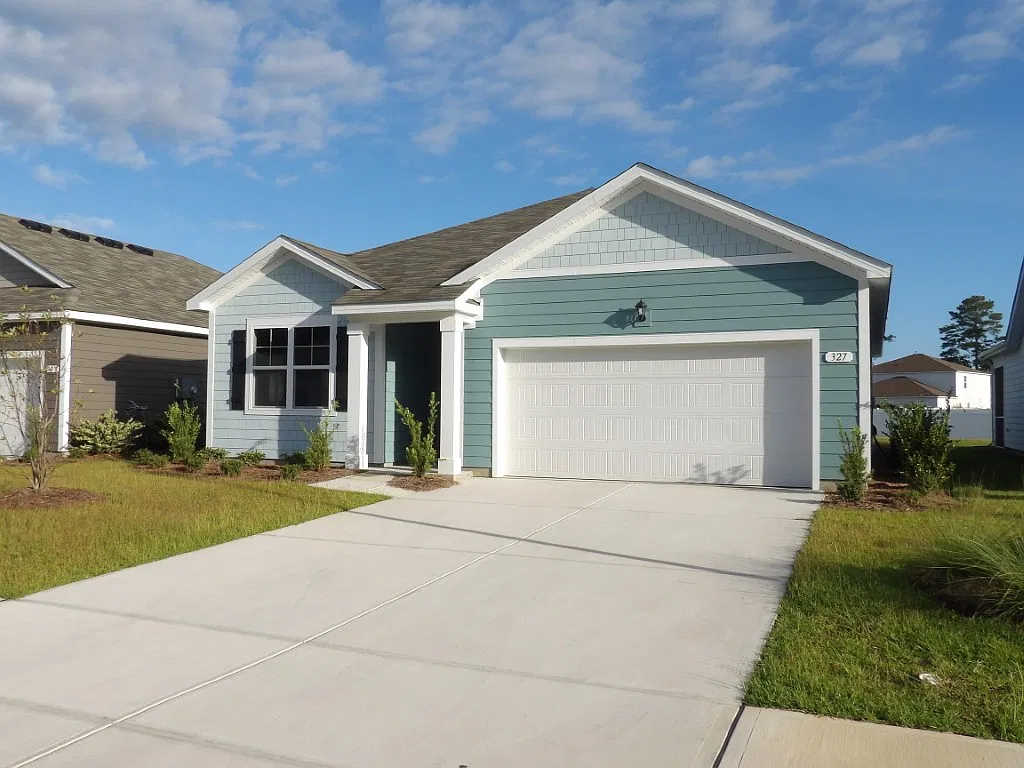 3 bed, 2179 sqft, $2,075 — Photo 3