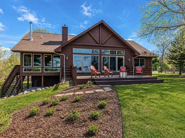 10170 Birch Grove Rd, East Gull Lake, MN 56401