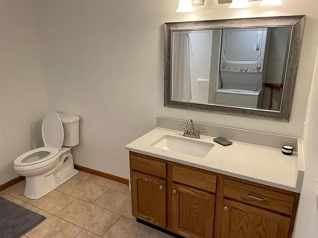 332 S Linn St #407 — Photo 4