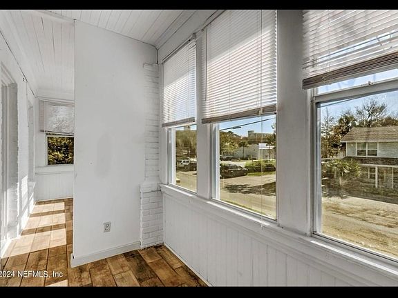 3rd image of 3721 Antisdale St Unit 2