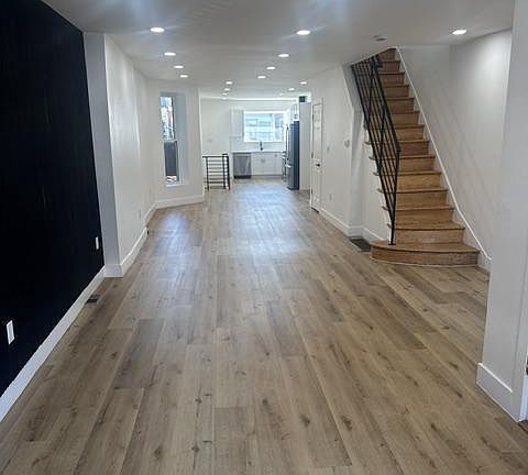 3rd image of 7069 Forrest Ave