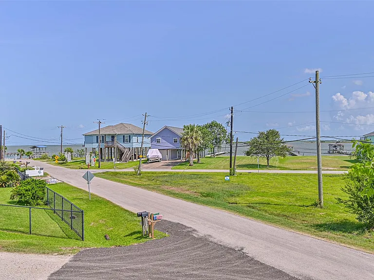 1578 Railroad Ave — Photo 31