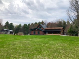 461 Sand Hill Rd, Crown Point, NY 12928