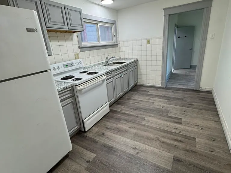 90 Forbes St — Photo 8