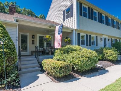 49 Quinnehtuk Rd, Longmeadow, MA, 01106