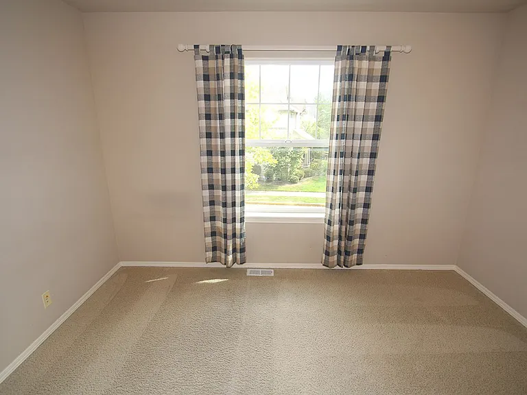 19208 NE 66th Way — Photo 18