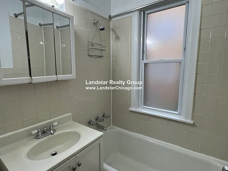 4931 N Whipple St #2E — Photo 19