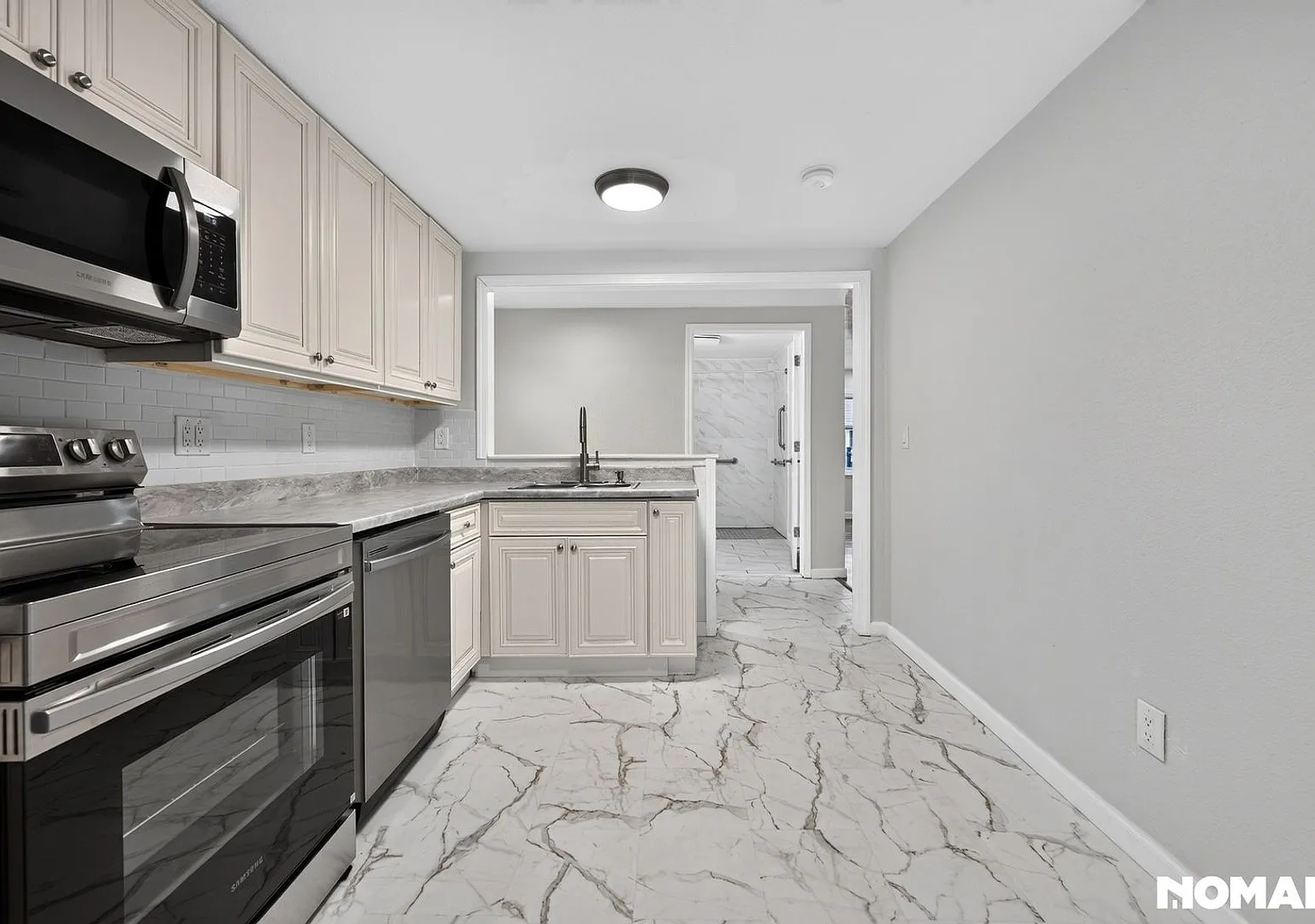 Charming 3BR House in Auburn — Photo 4