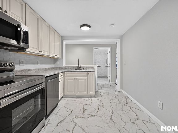 4th image of 1413 12th St NE #A