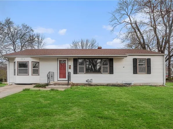 8816 E 85th Ter, Raytown, MO 64138