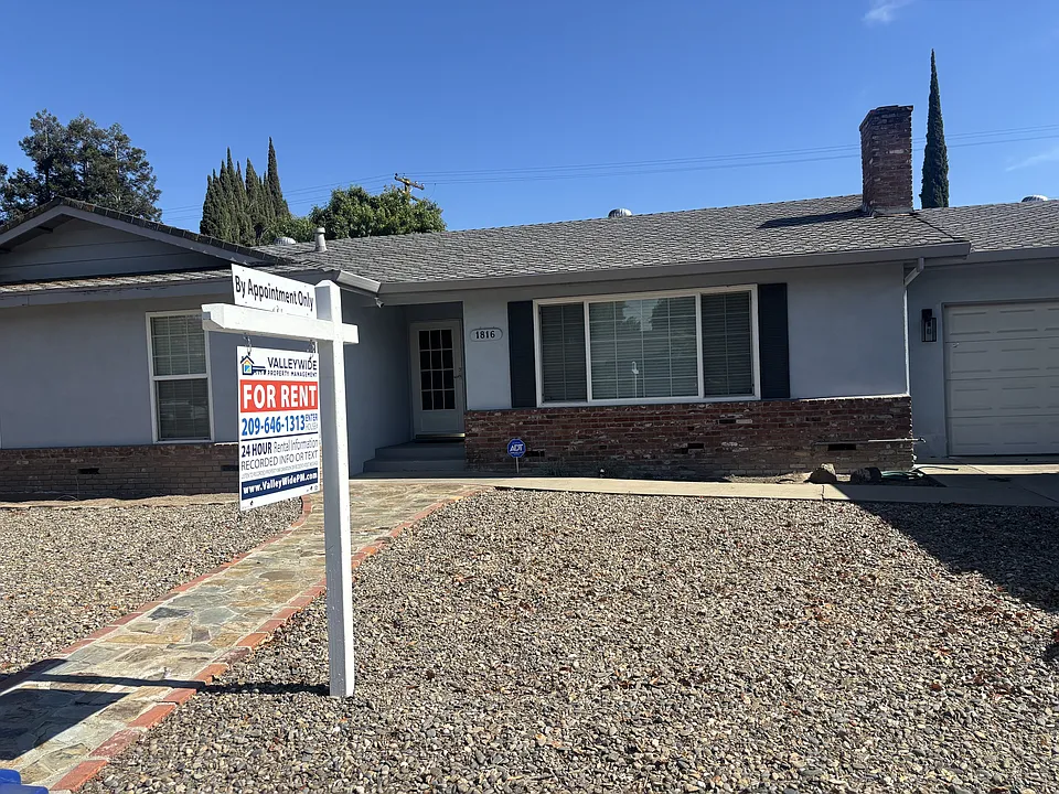 1816 Fallon Ln