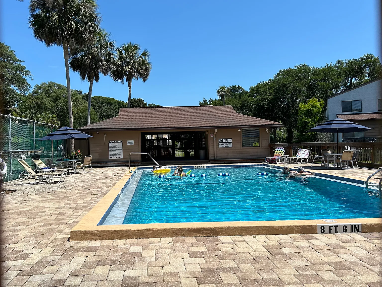 2 bed, 1.5 bath, 1113 sqft, $3,000 — Photo 2