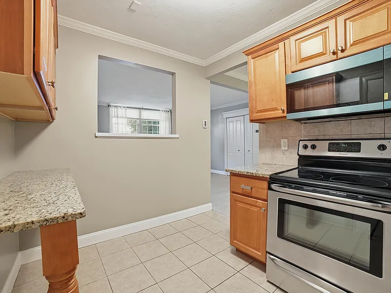 47 Alvarado Ave #1A — Photo 3