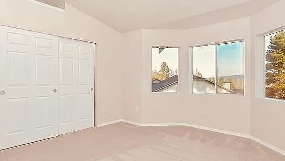 2127 NW Pacific Yew Pl — Photo 6