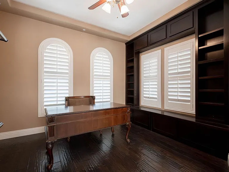 10387 Sweet Laurel St — Photo 1