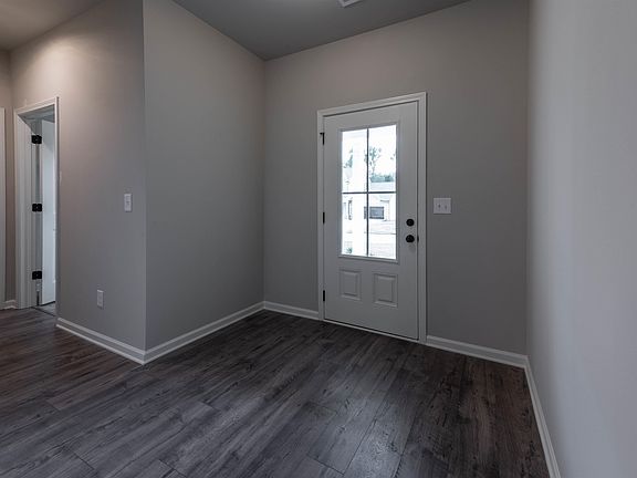 4th image of 113 Harmony Farms Dr