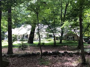 6 Twin Hills Dr, Boonton Twp, NJ 07005