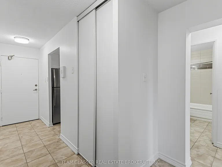 746 Fanshawe Park Rd E #401 — Photo 8