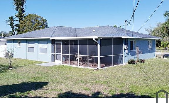 2nd image of 402 Arthur Ave