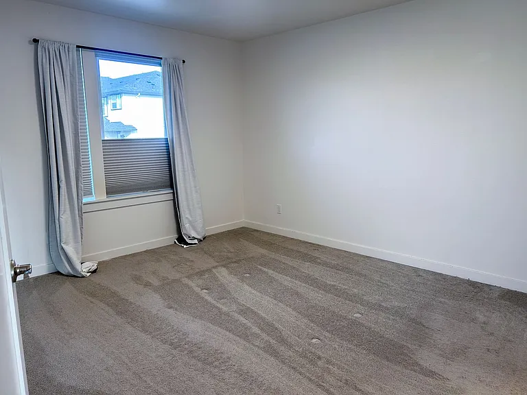 6127 Blue River Dr SE — Photo 10