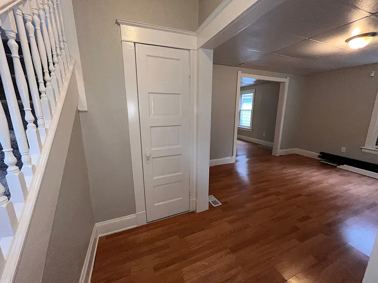 311 Hanover St — Photo 8