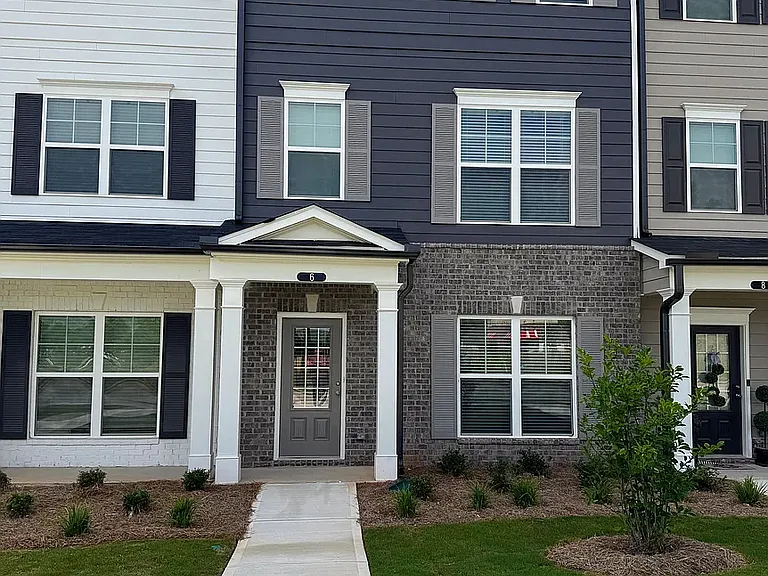 6 Nickel Dr — Photo 2