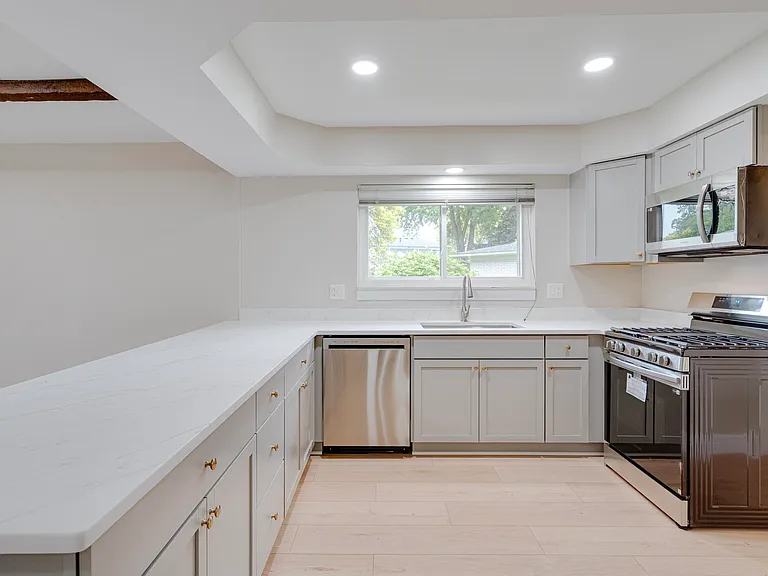 5806 Wedgewood Rd — Photo 16