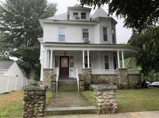 88 June St, Worcester, MA 01602