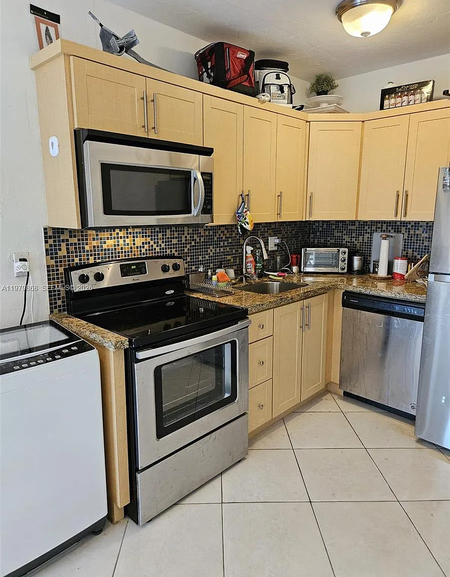 Sea Wash Condo — Photo 3