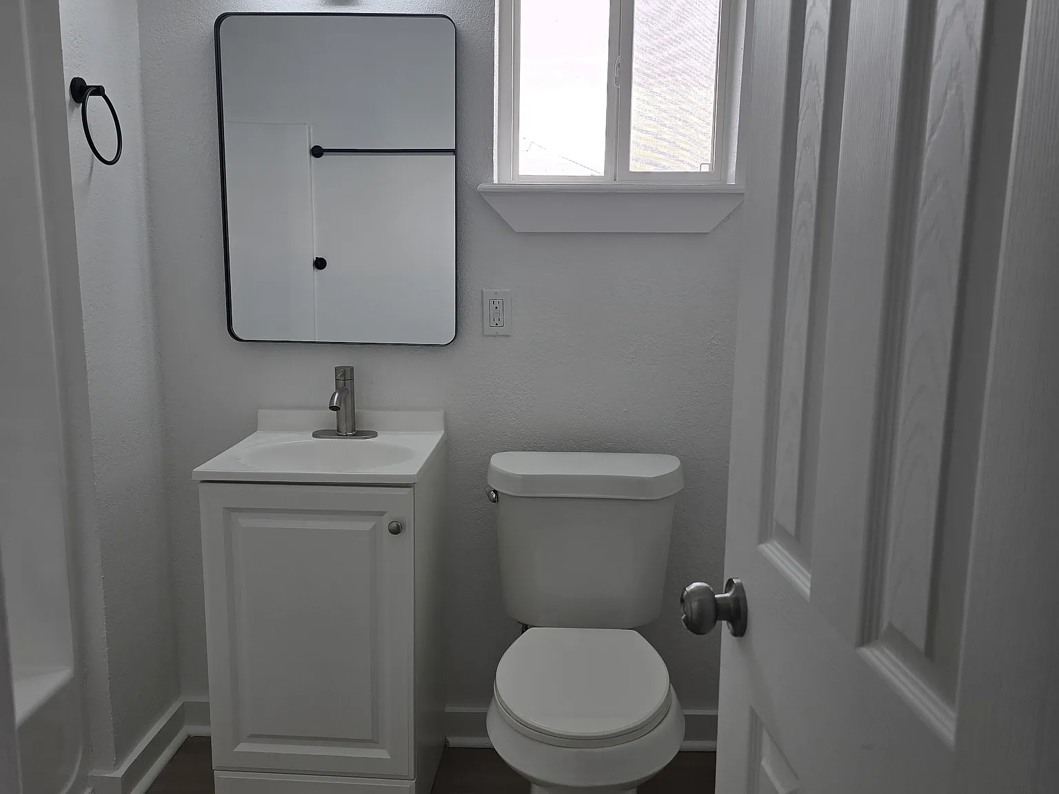 Studio, 304 sqft, $700 — Photo 3